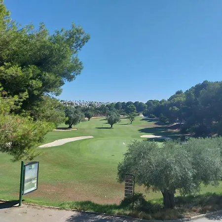 Appartement Charming In Front Of Golf And Plaza *